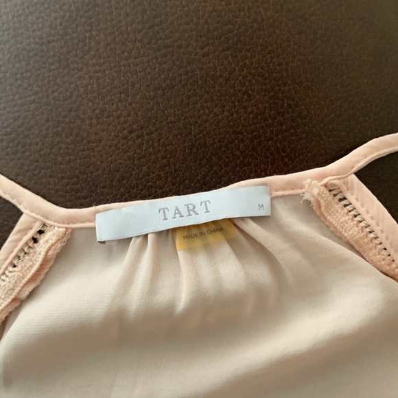 TART size medium Light Pink Spaghetti Strap camisole Top cut out detail trim - Picture 4 of 6